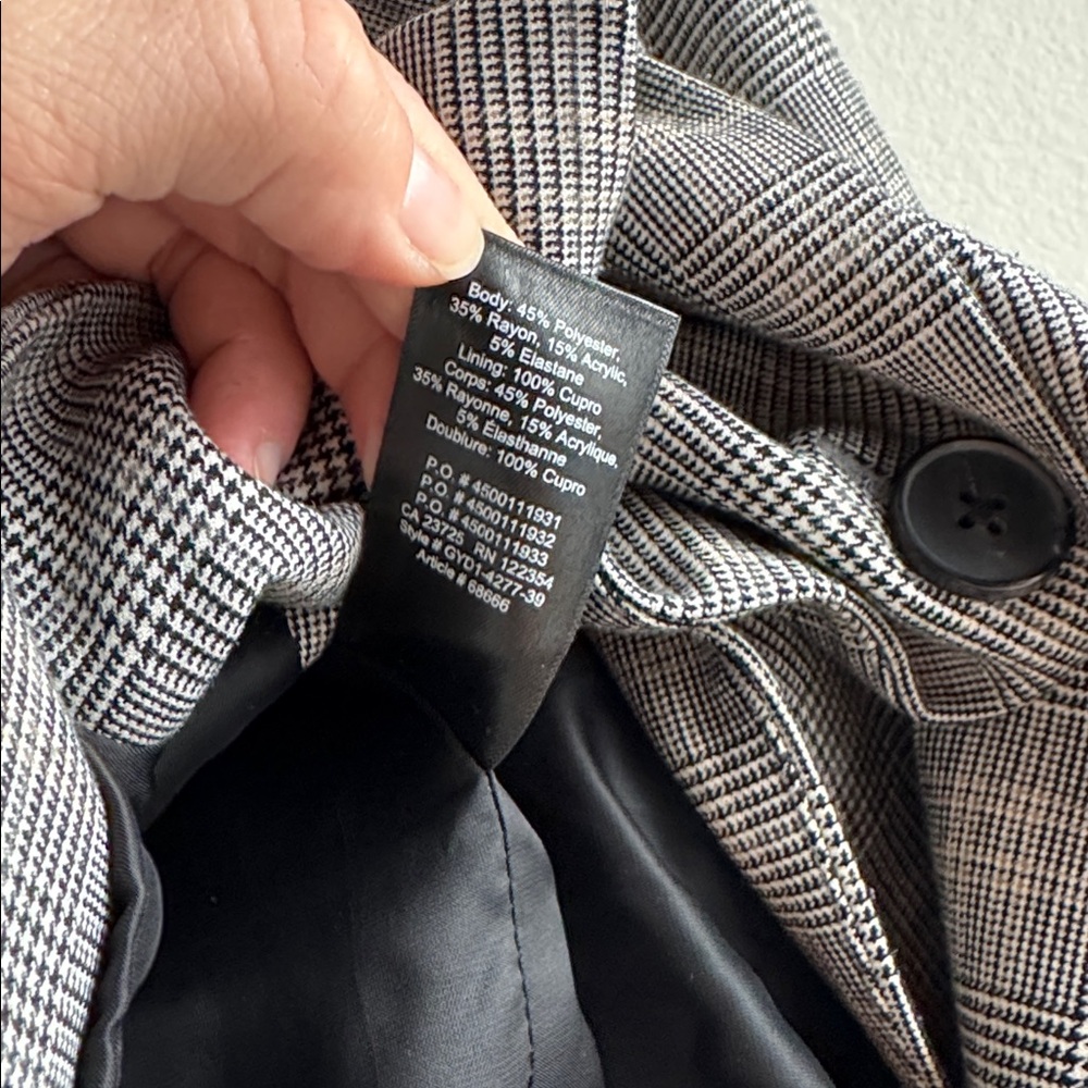 Aritzia Babaton Samuel Plaid Grey Blazer Jacket women’s size 4 - Picture 6 of 7